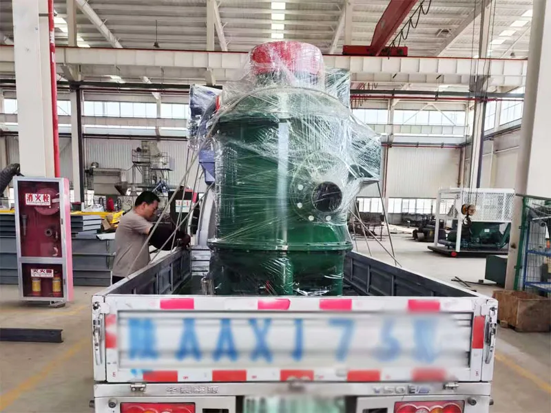 Vacuum degasser shipment