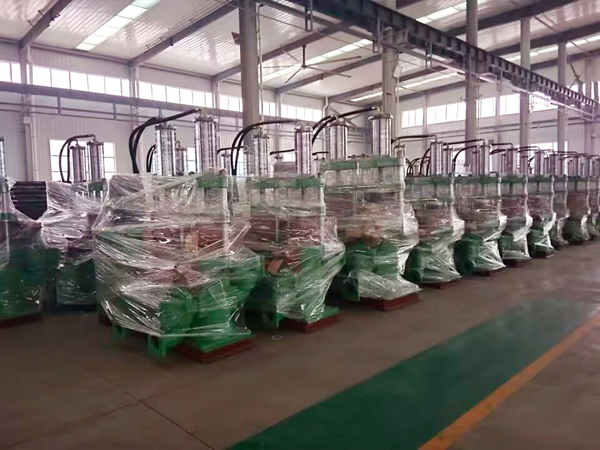 Ceramic plunger pumps