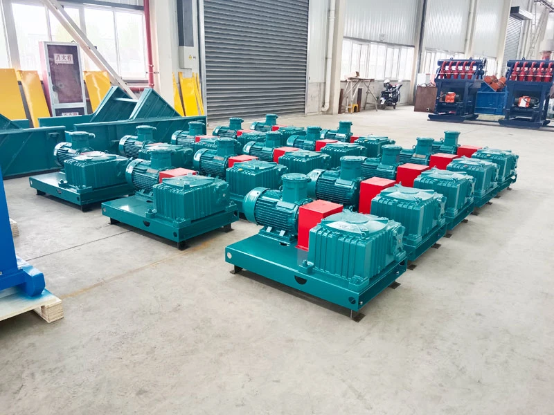 Drilling mud agitator