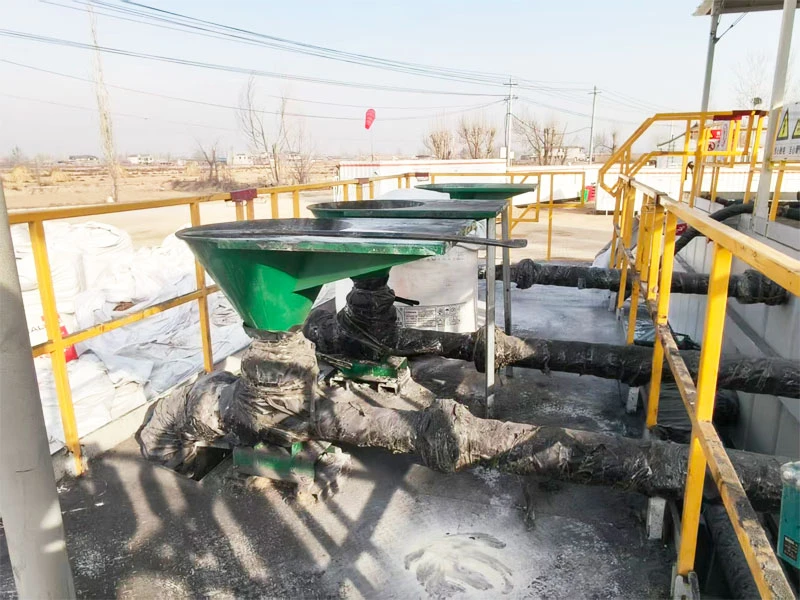 Venturi mud mixing hopper installation on drilling fluid tank